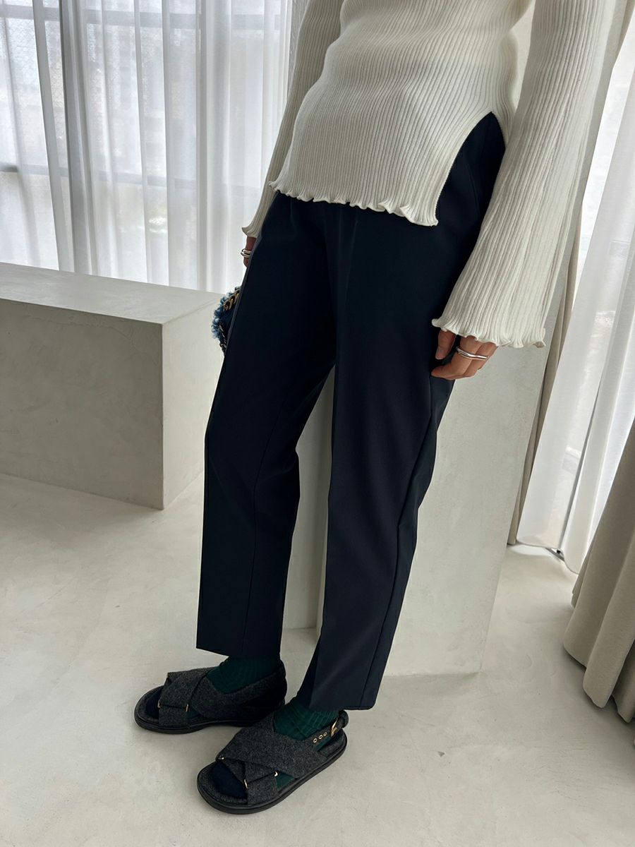 TAPERED LEGGINGS PANTS（REGULAR） | bow.a