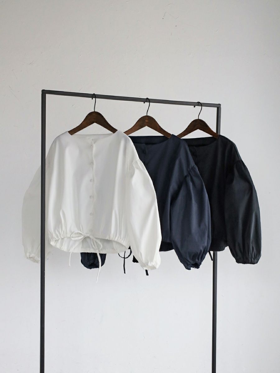 美品】bow.a ボウエー 水際ナミナミブラウス ブラック