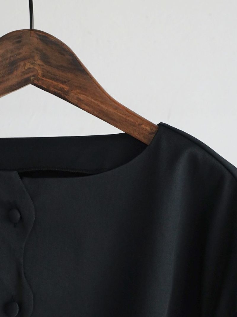 【美品】bow.a ボウエー 水際ナミナミブラウス ブラック 美品】完売交渉可❢bow.a ボウエー 水際ナミナミブラウス