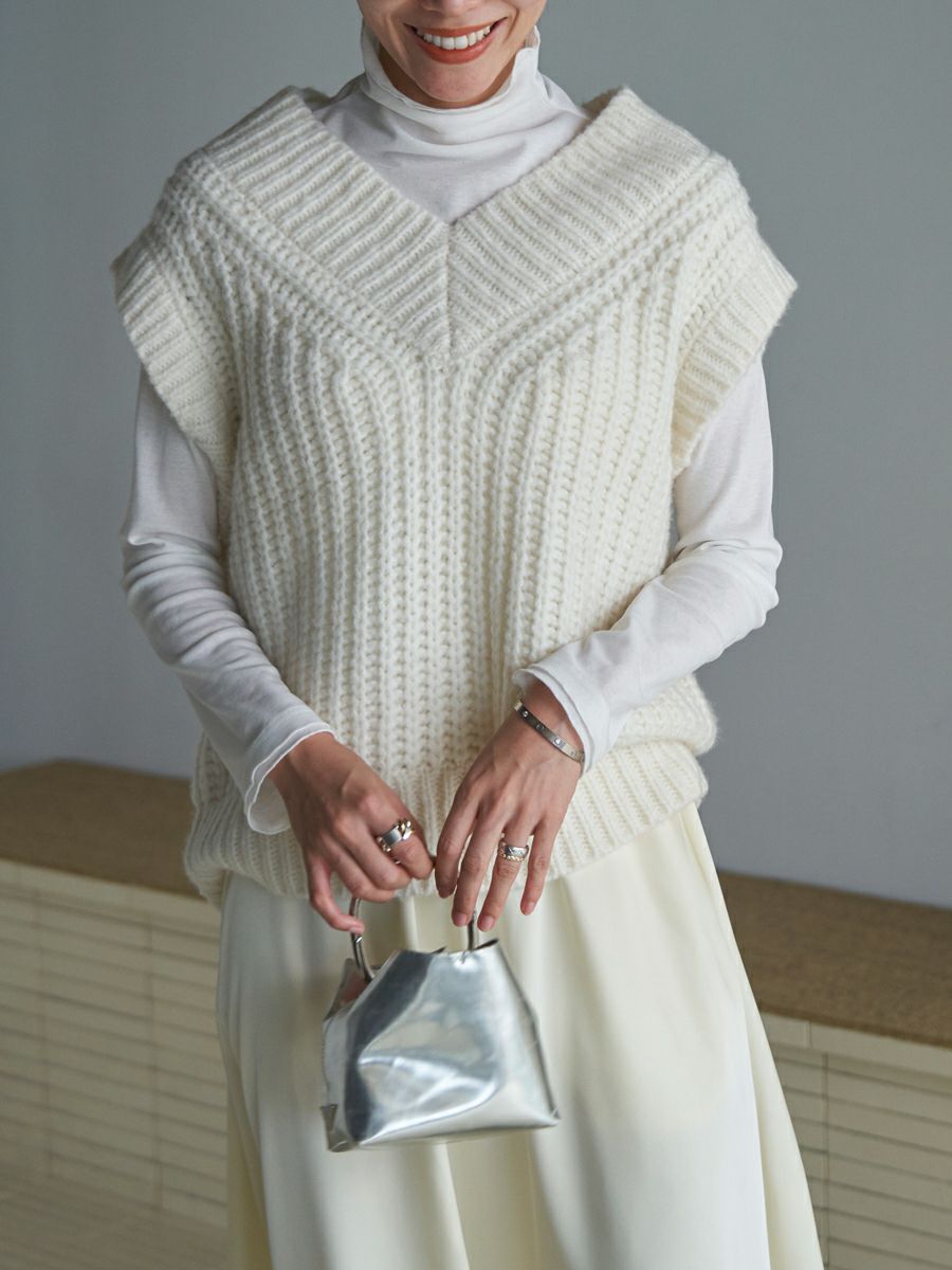 20% off】CASHMERE LOW GAUGE KNIT VEST | bow.a